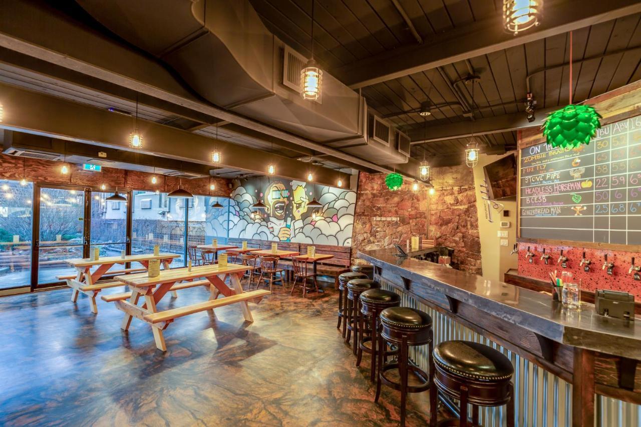 The Thompson Hotel Kamloops Exterior photo